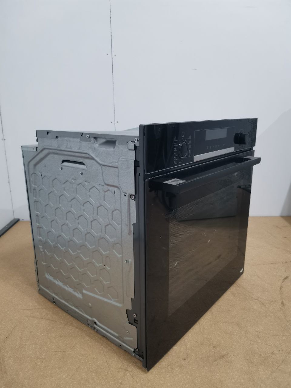 Встраиваемый духовой шкаф BOSCH HBG538EB6R 