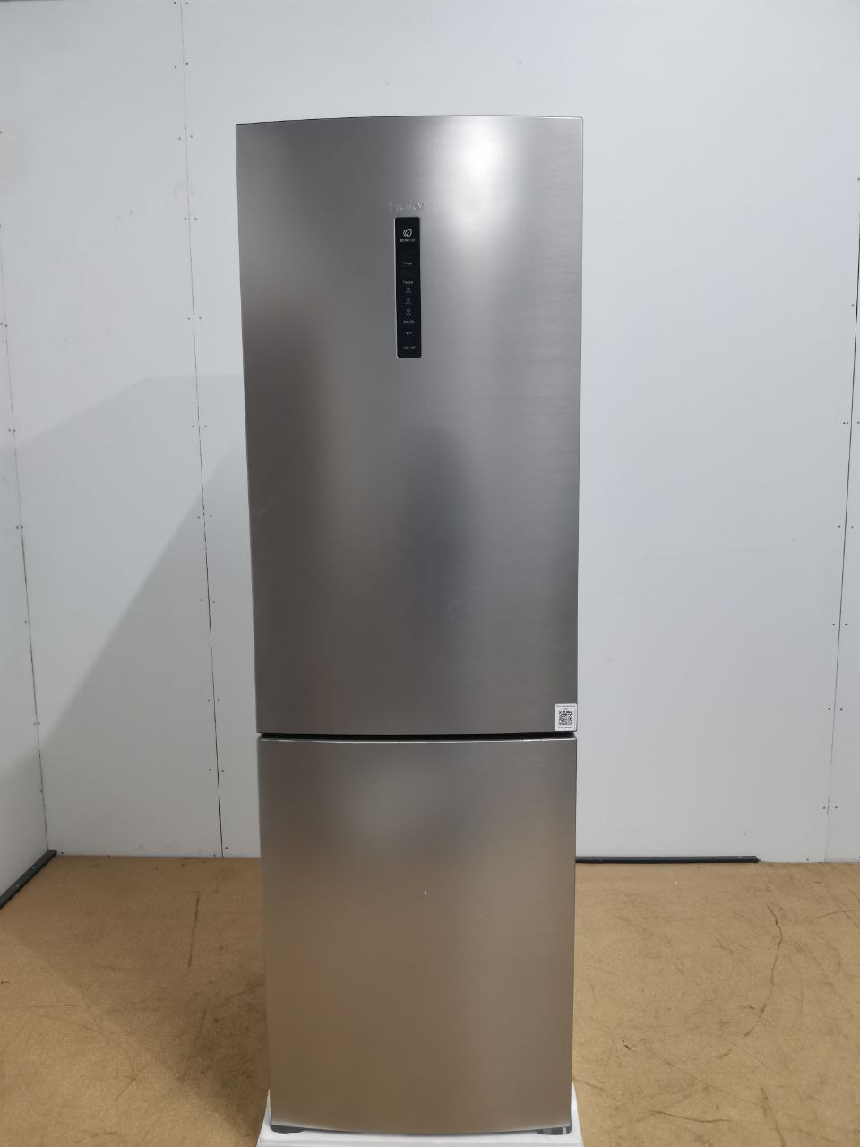 Отдельностоящий холодильник HAIER C2F636CFRGU1 