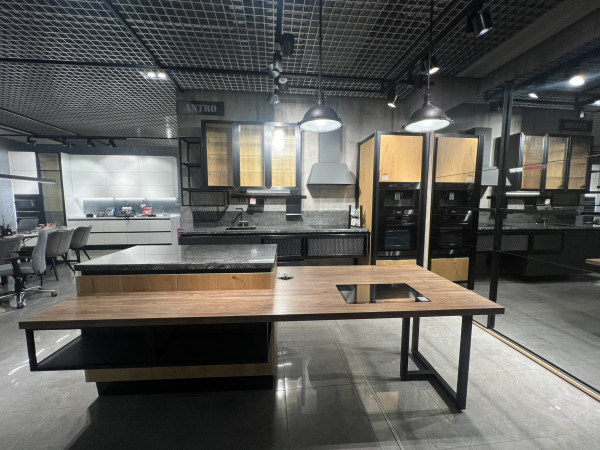 Кухонный гарнитур Antro Vetro