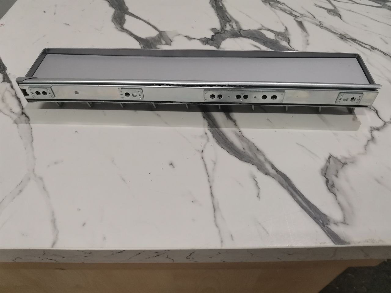 Держатель PELLY 18310011 выдвижной для галстуков и ремней 